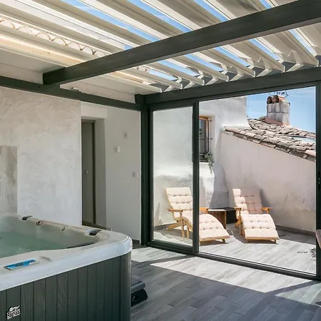 Ferienwohnung Nuit Etoilee LʼIsle-sur-la-Sorgue Exterior foto