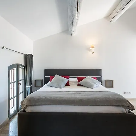 Ferienwohnung Nuit Etoilee LʼIsle-sur-la-Sorgue Exterior foto